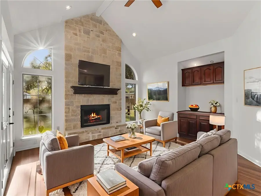 837 Lakeview Trail, McQueeney, TX 78123 - Image #2