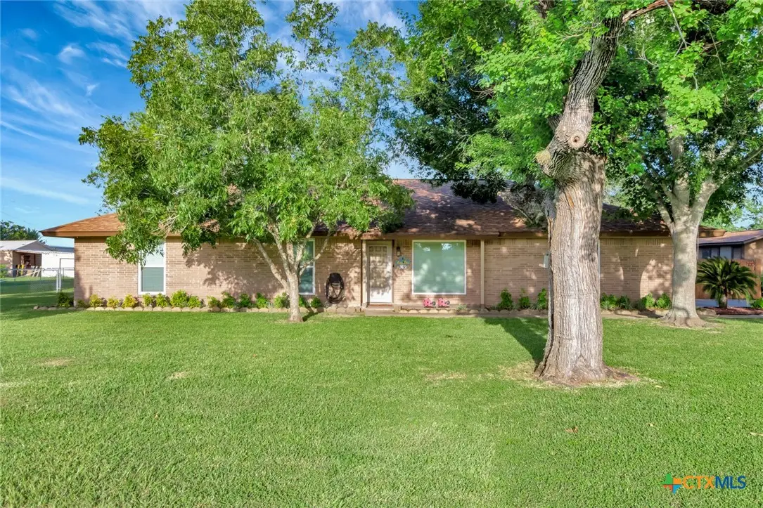 919 Eden Roc Street, Victoria, TX 77904 - Image #1
