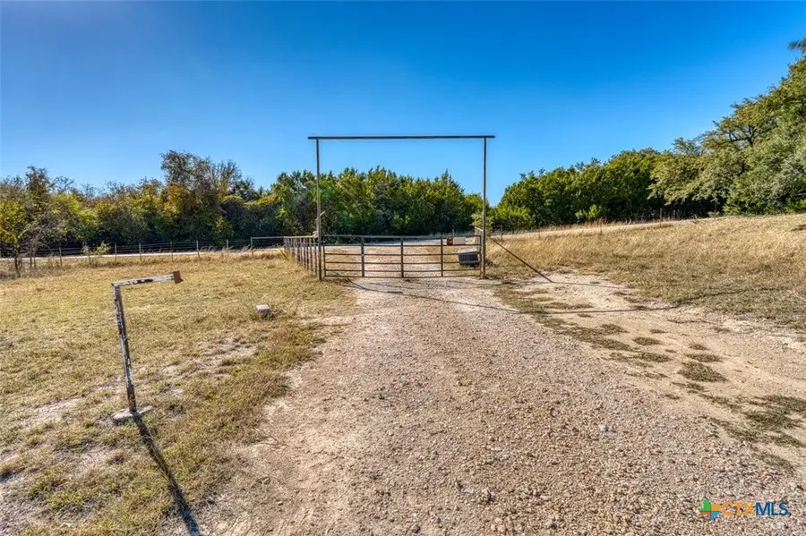 20949 Firefly Road, Florence, TX 76527 - Image #2