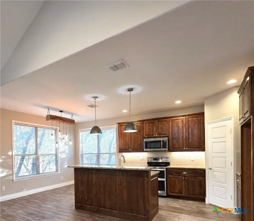 131 Flint Circle, Canyon Lake, TX 78133 - Image #3