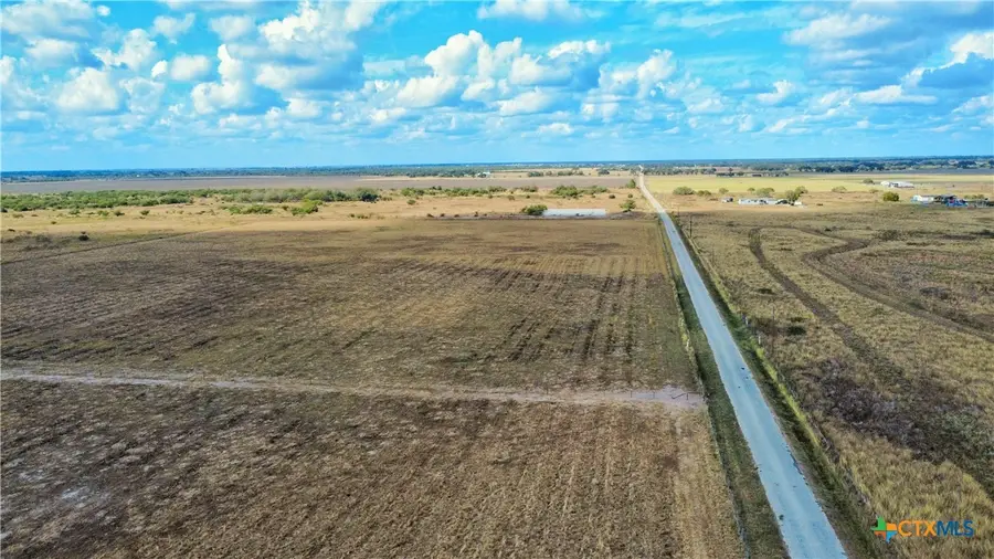 10.01 Hiller Rd, Inez, TX 77968 - Image #3