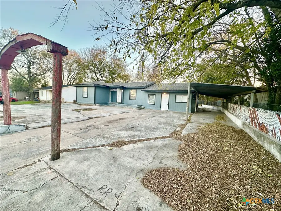 104 E Fowler Avenue, Killeen, TX 76541 - Image #2