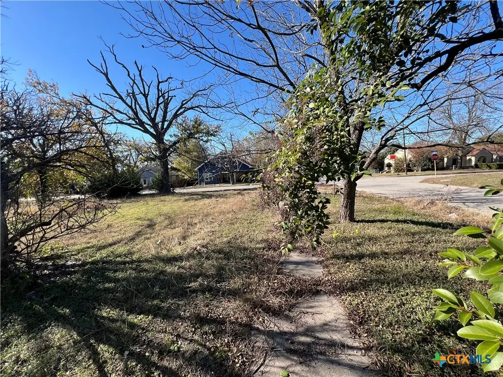 803 E Avenue A, Temple, TX 76501 - Image #1