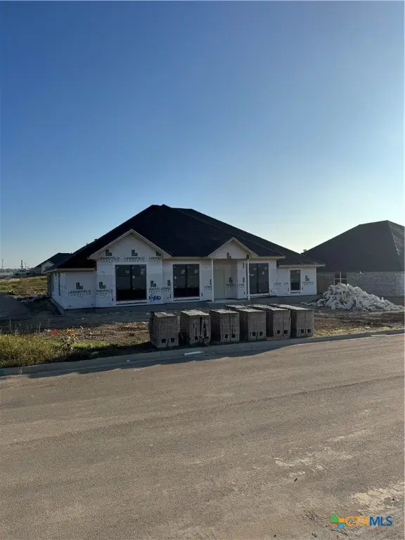 1400 Red Rock Road, Hewitt, TX 76643 - Image #2