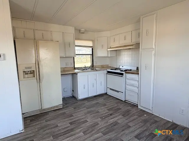 135 Creekway Lane, Seguin, TX 78155 - Image #3