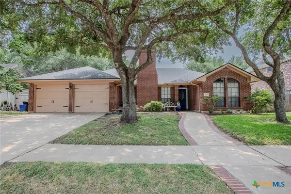 113 Ashford Drive, Victoria, TX 77904