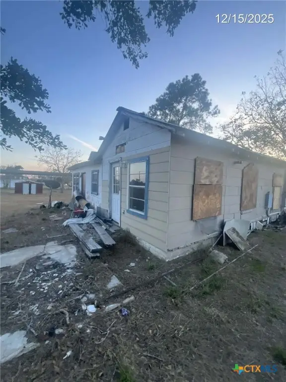 409 Dahlman Street, Cuero, TX 77954 - Image #3