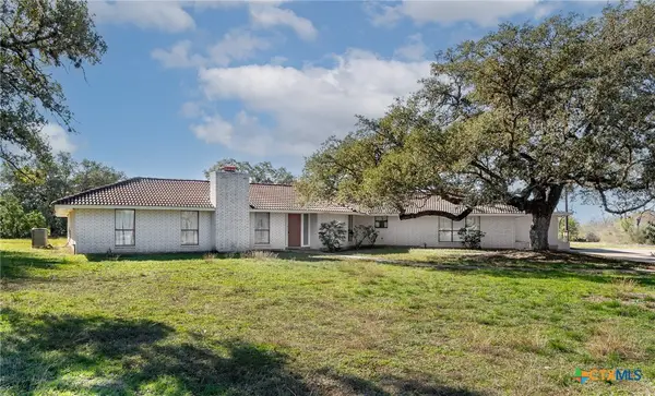 609 Rudeloff Road, Seguin, TX 78155