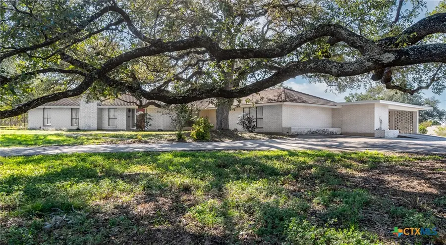 609 Rudeloff Road, Seguin, TX 78155 - #2