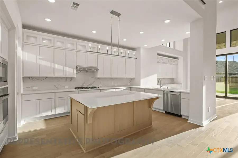 11713 Stoltzer, San Antonio, TX 78254 - Image #2