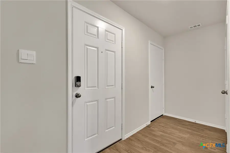 305 Wild Goose Drive, Luling, TX 78648 - Image #3