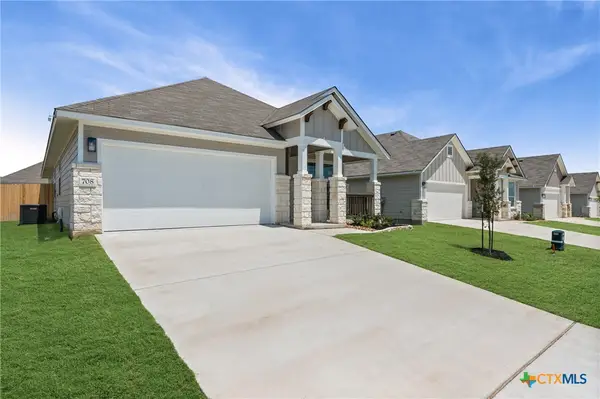 708 Seven Springs Drive, Temple, TX 76502
