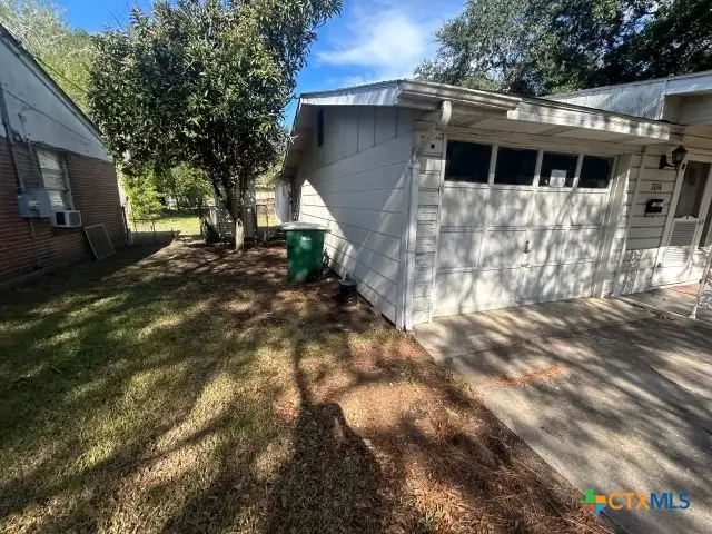 2014 E Mimosa Avenue, Victoria, TX 77901 - Image #2