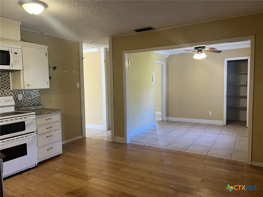 814 S 25th Street, Copperas Cove, TX 76522 - Image #3