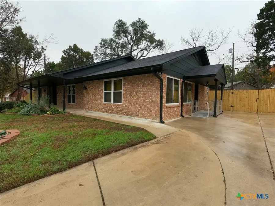 1202 Tanglewood Court, Harker Heights, TX 76548 - Image #2