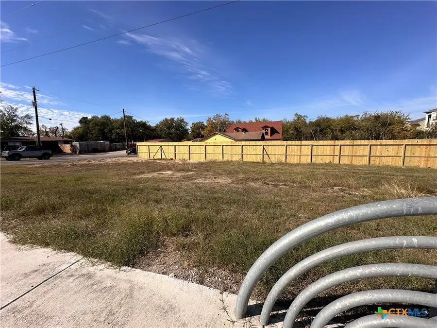 295 S West End Avenue, New Braunfels, TX 78130 - Image #3