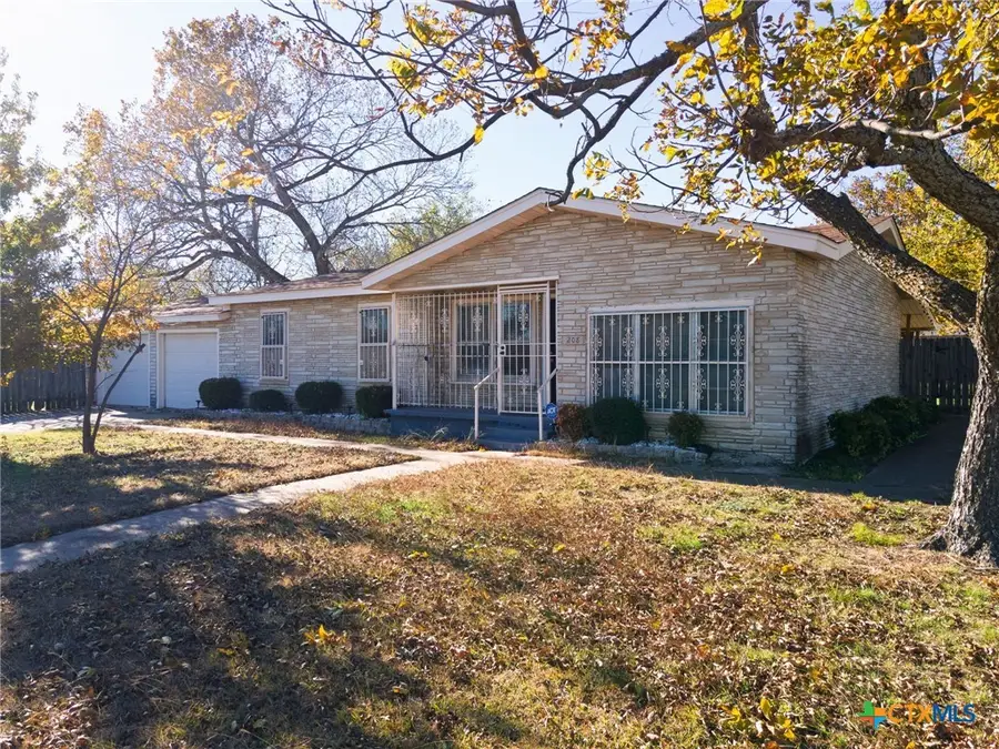 208 N 2nd Street, Copperas Cove, TX 76522 - Image #3
