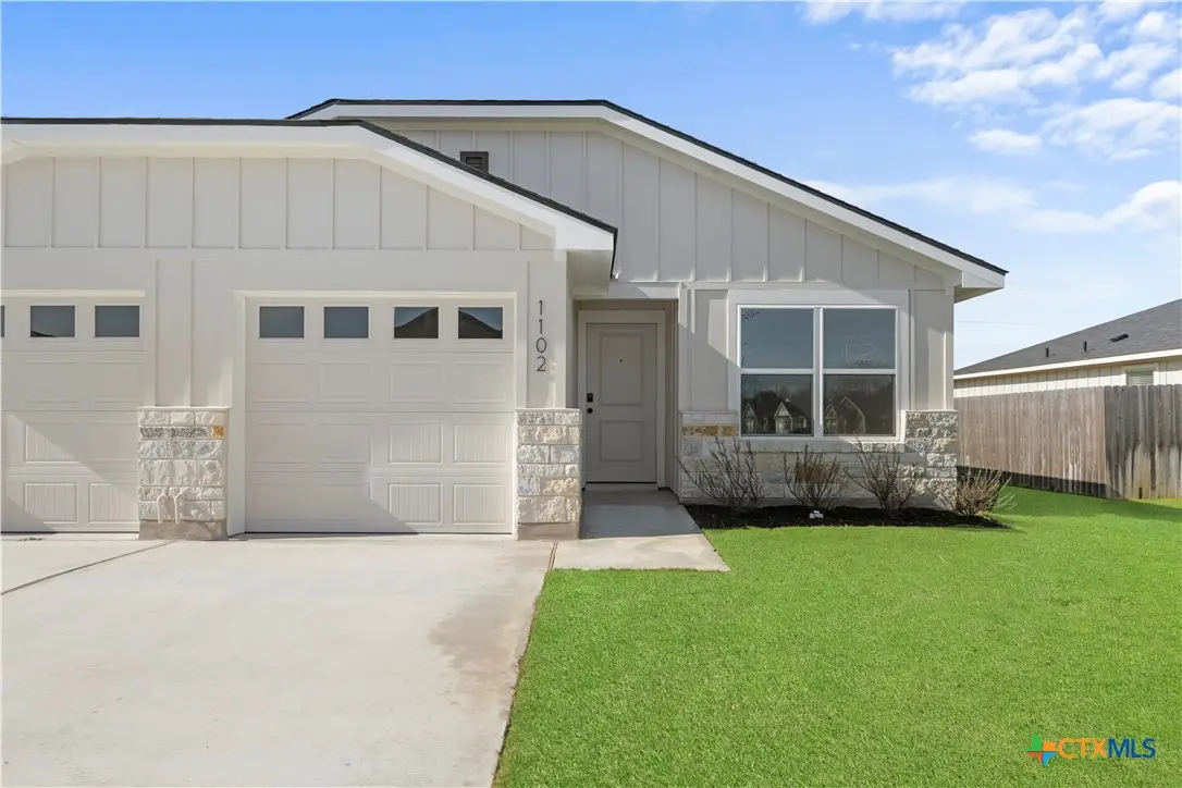 1102 College Avenue, Troy, TX 76579 - Image #1