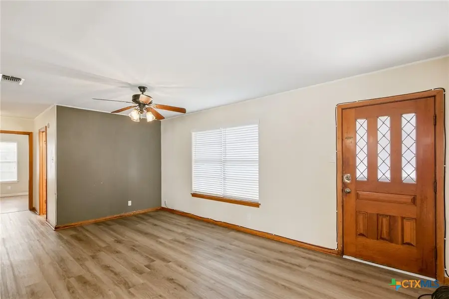 4606 Evergreen Street, Victoria, TX 77904 - Image #2