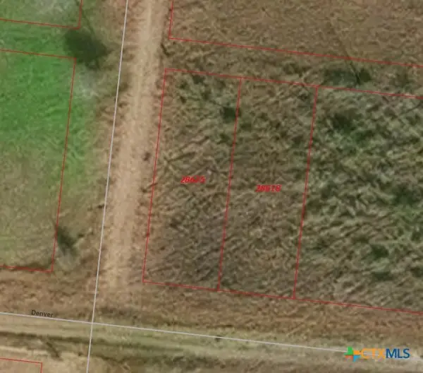 710-712 Denver, Seadrift, TX 77983