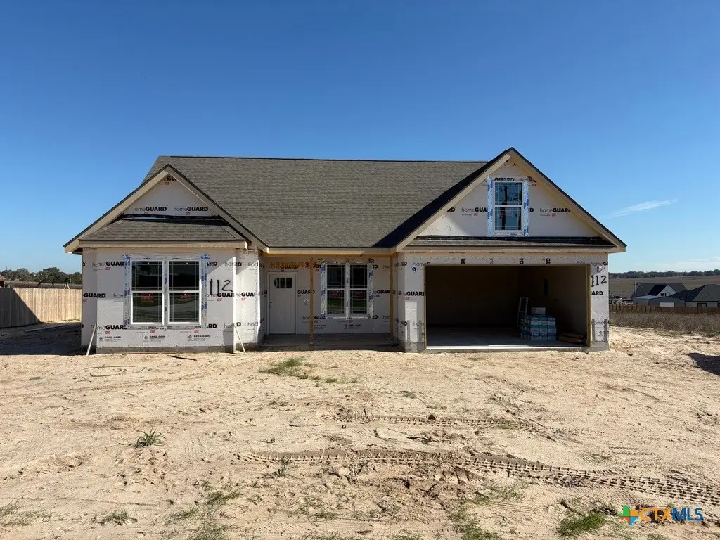 112 Oakmont Lane, La Vernia, TX 78121 - Image #1