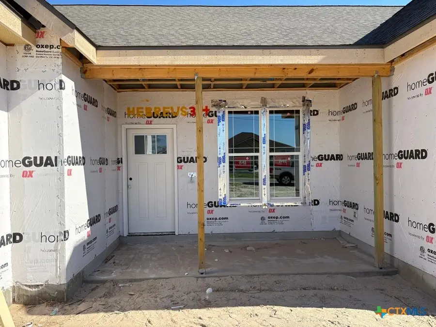 112 Oakmont Lane, La Vernia, TX 78121 - Image #2