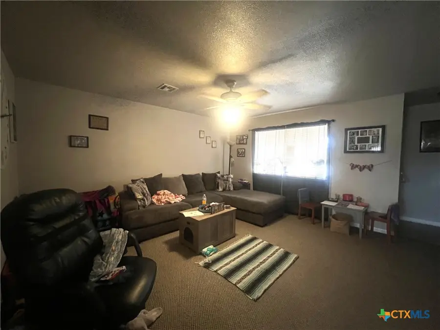 211 W Cardinal Lane, Harker Heights, TX 76548 - Image #3