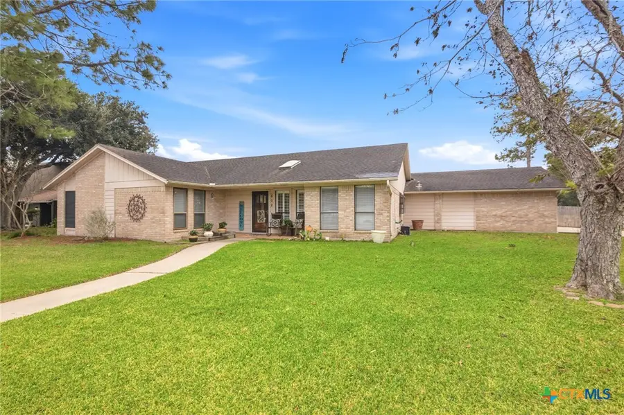 602 Bramble Bush Lane, Victoria, TX 77904 - Image #2