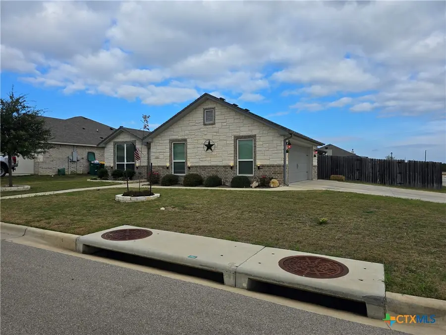 3208 Victoria Meadow Drive, Belton, TX 76513 - Image #2