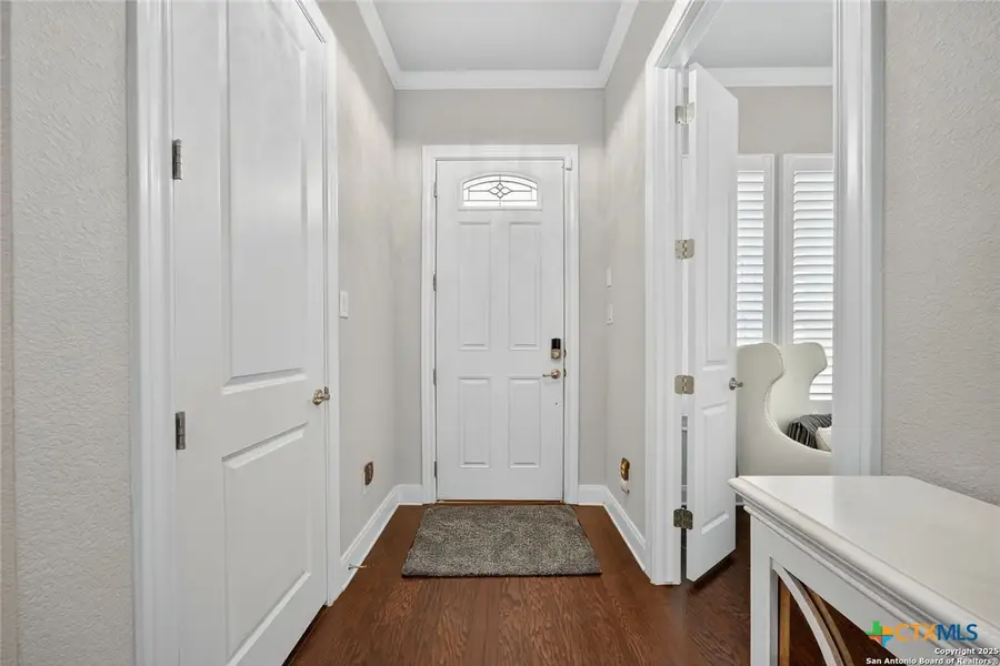 620 N Guenther Avenue, New Braunfels, TX 78130 - Image #3