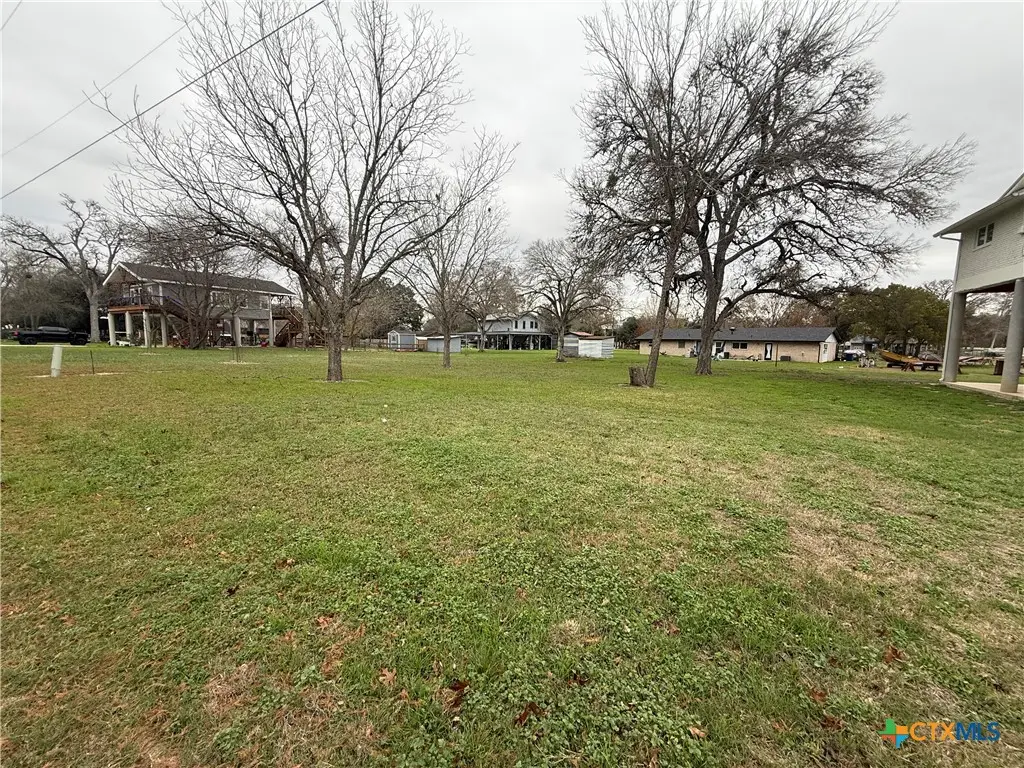 112 Lake Forrest Dr., Seguin, TX 78155 - #1