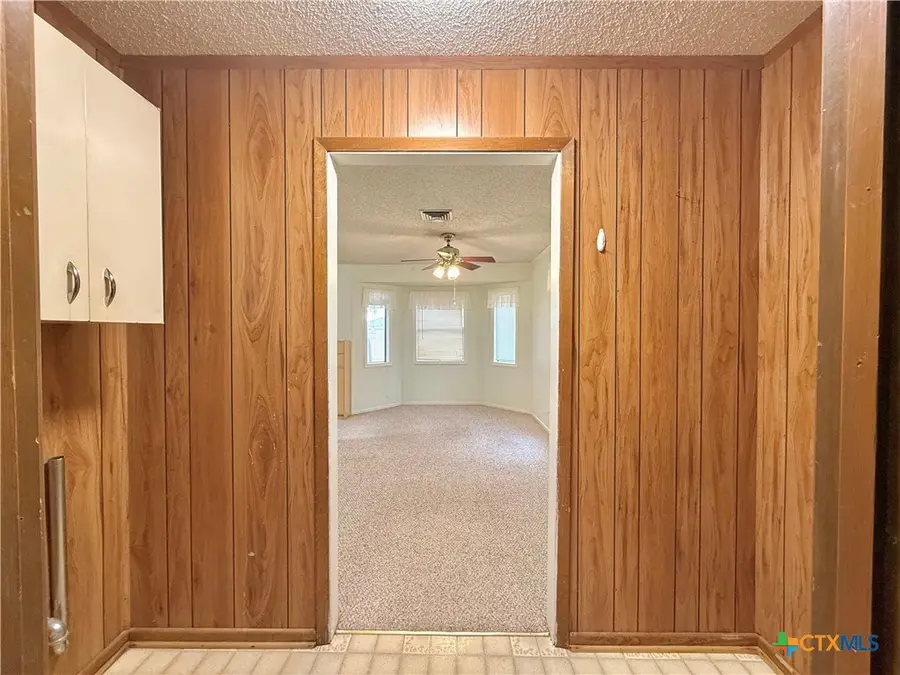 705 Third Street, Cuero, TX 77954 - Image #3