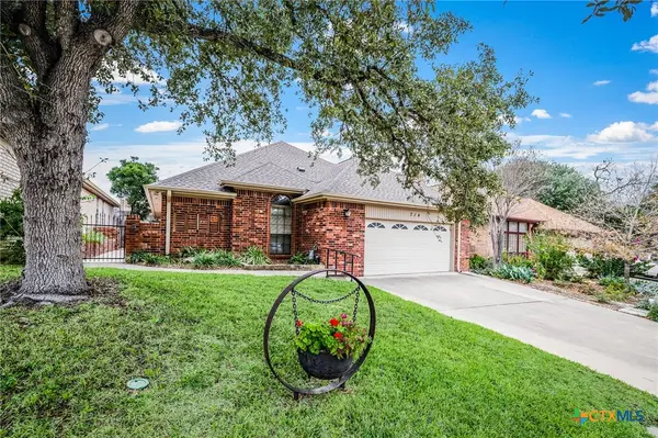 714 Cedar Parkway, Seguin, TX 78155