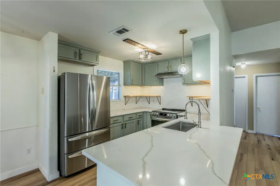 1912 Waterbury Court, Temple, TX 76502 - Image #2