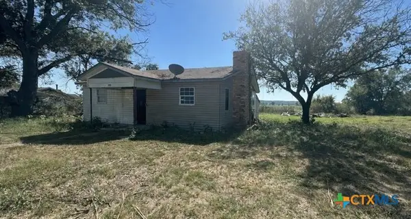 110 Hollis Lane, Gatesville, TX 76528