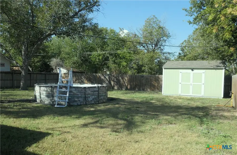 231 S Evie Street, Bartlett, TX 76511 - #2