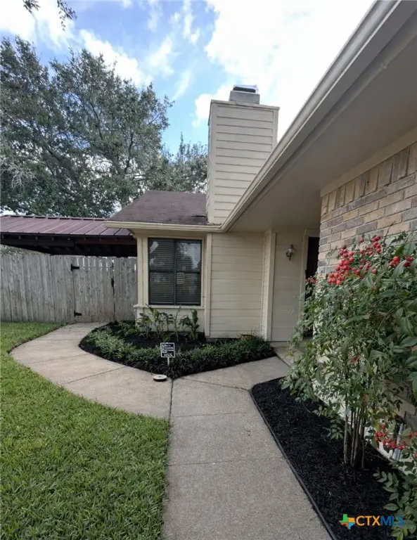 123 Mandarin Drive, Victoria, TX 77901 - Image #3