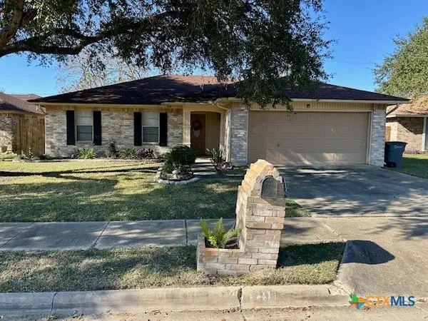 211 Newhaven Street, Victoria, TX 77904