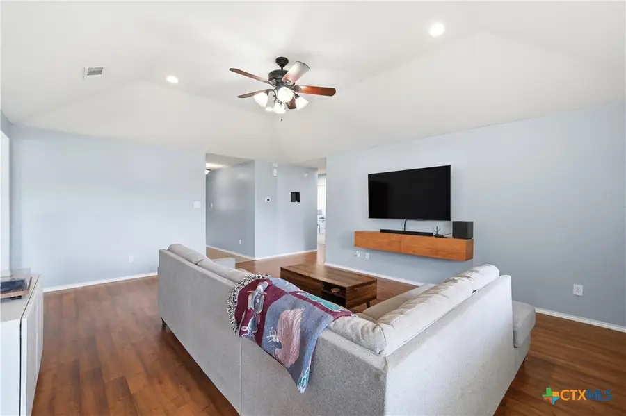 2004 Schorn Dr, Killeen, TX 76542 - Image #3