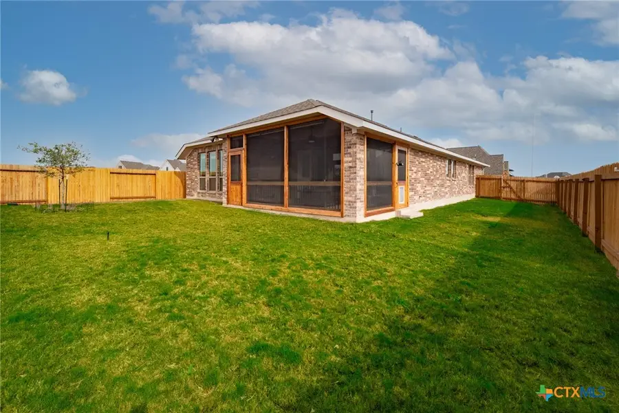 2900 Flaxen Way, Seguin, TX 78155 - #3