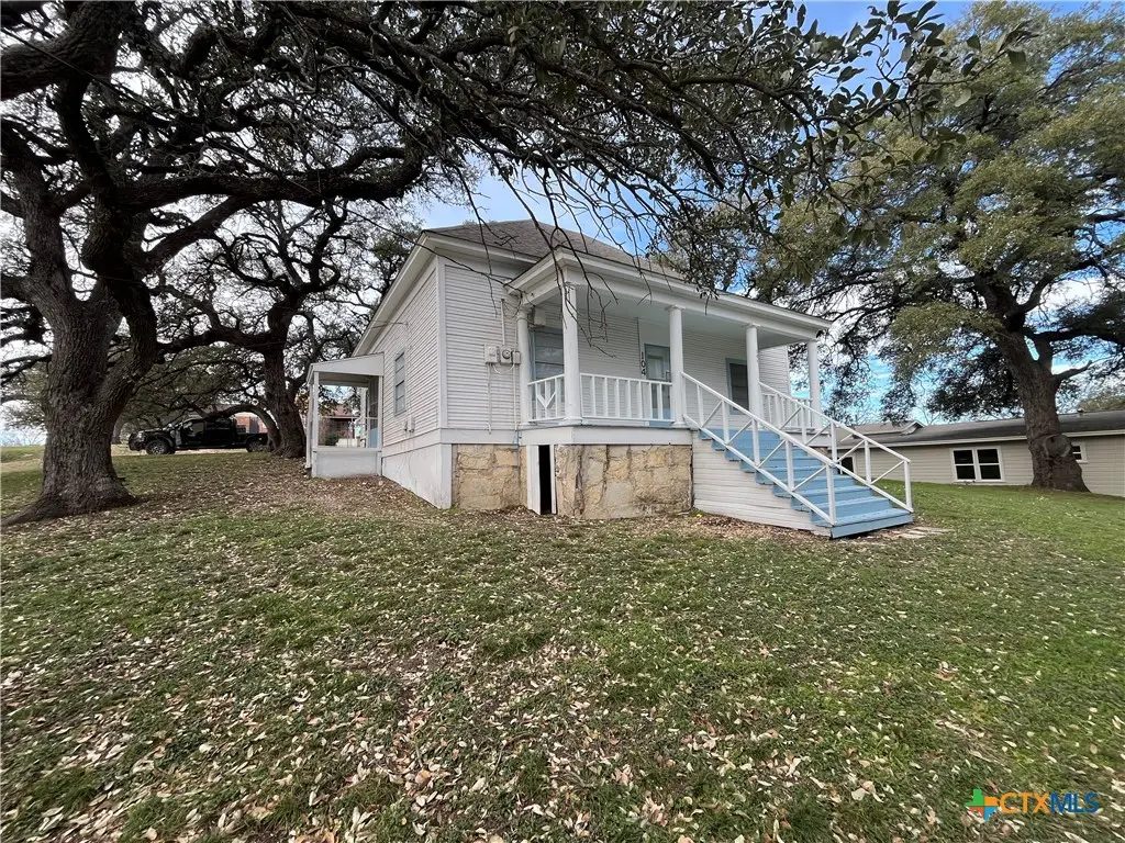 104 N Park Street, Lampasas, TX 76550 - Image #1