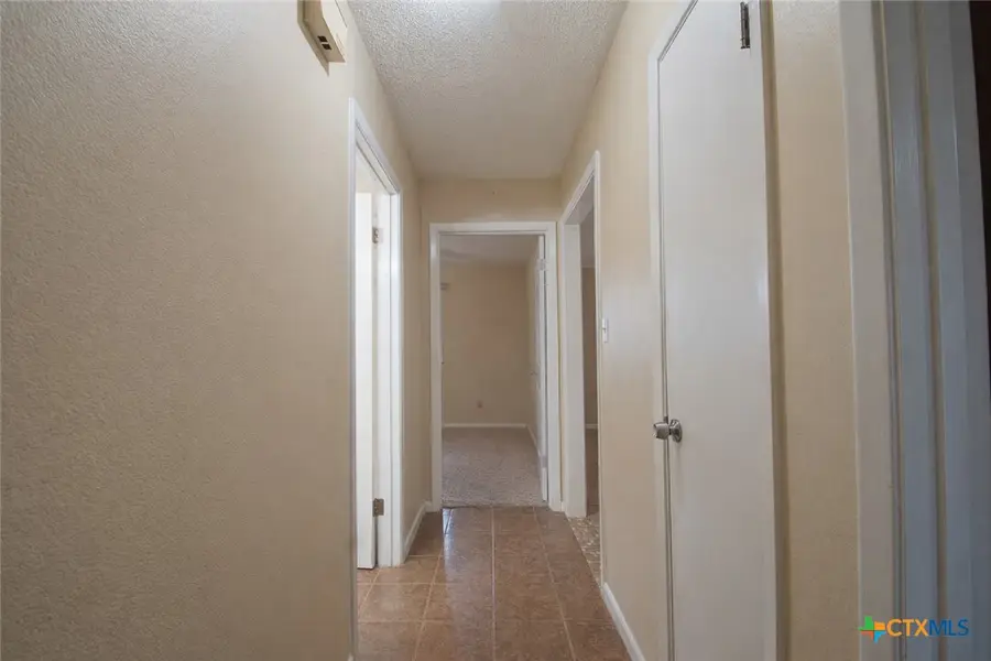 303 Gettysburg Drive, Victoria, TX 77904 - Image #3