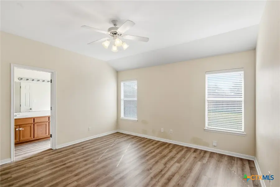 313 Riata, Victoria, TX 77901 - Image #3