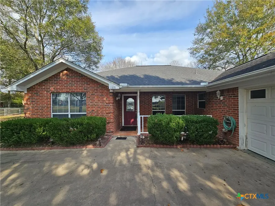 1106 Berkman Drive, Victoria, TX 77904 - Image #3