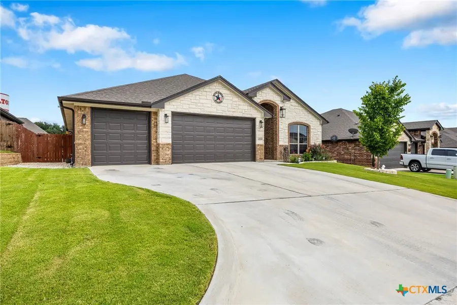 3424 Waggoner Drive, Belton, TX 76513 - Image #2