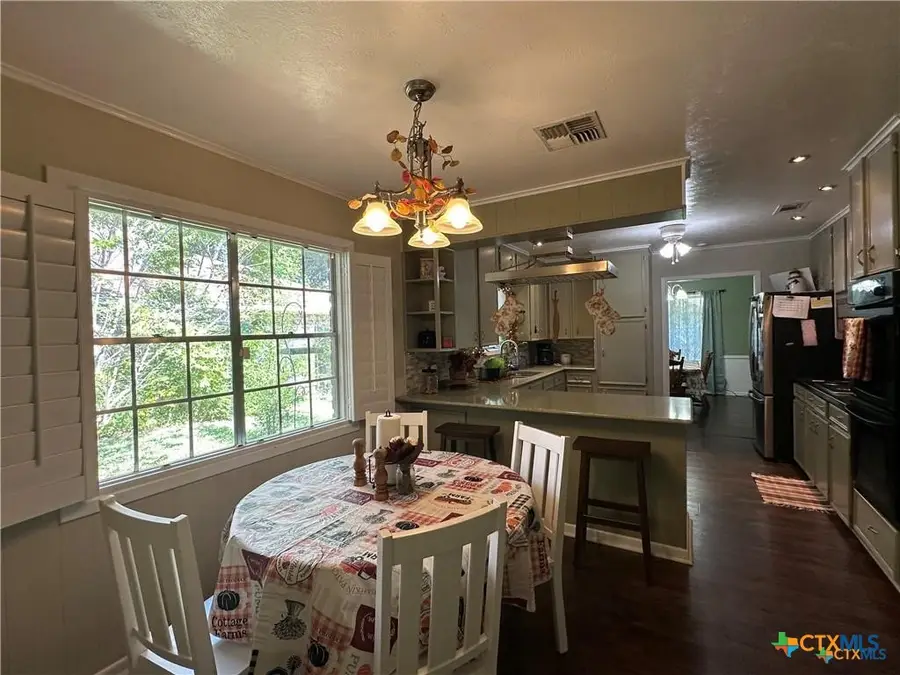 103 Oxford Street, Victoria, TX 77904 - #3