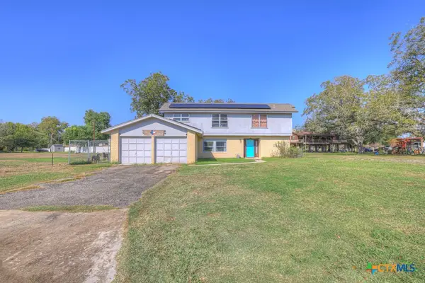 10 Cherry Hill Drive, Seguin, TX 78155