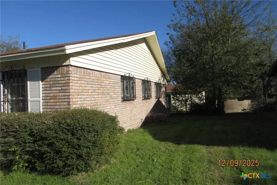 1806 Sycamore Drive, Killeen, TX 76543 - Image #2