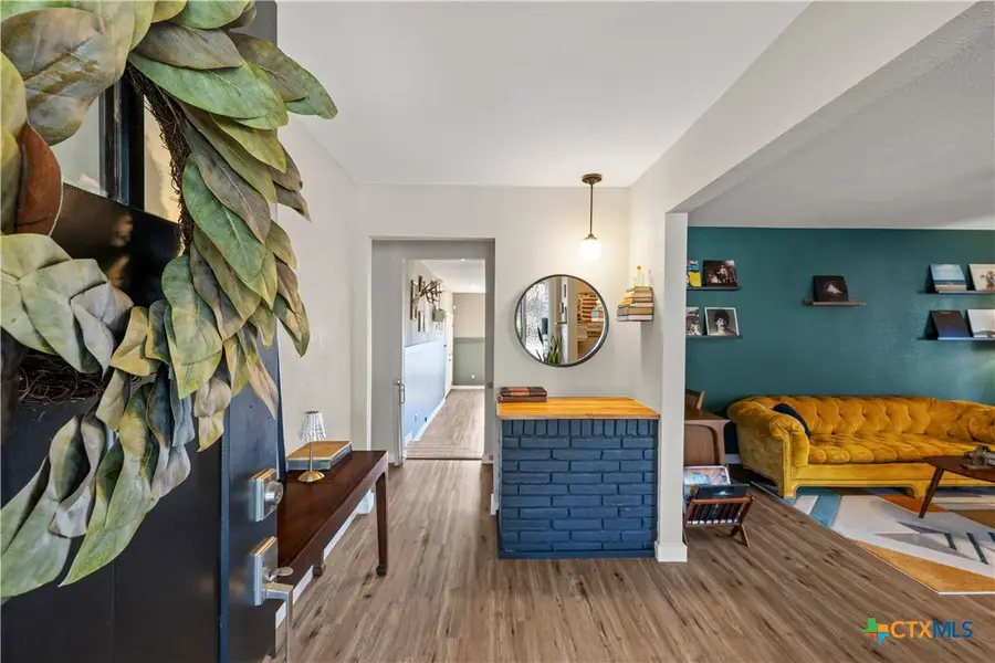 313 E Zenith Avenue, Temple, TX 76501 - Image #2