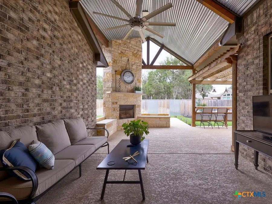 599 Mission Hill Run, New Braunfels, TX 78132 - Image #3